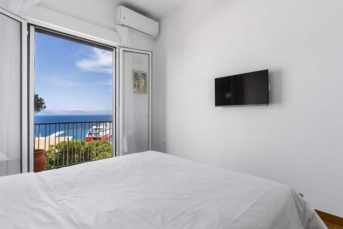 On The Port Apartment Rafina  Luaran gambar