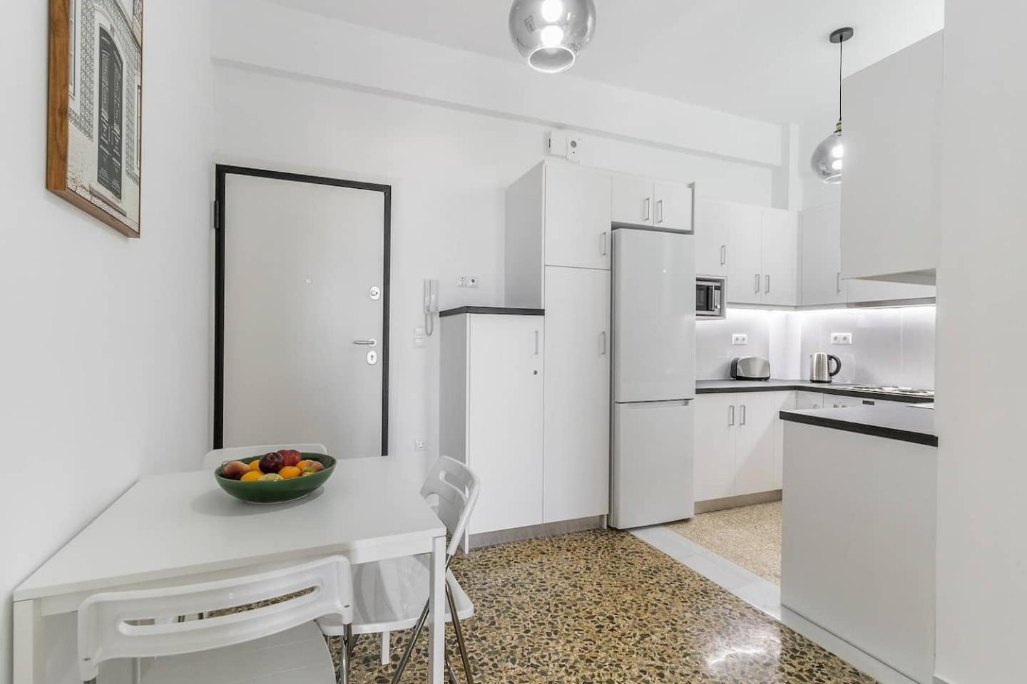 On The Port Apartment Rafina  Luaran gambar
